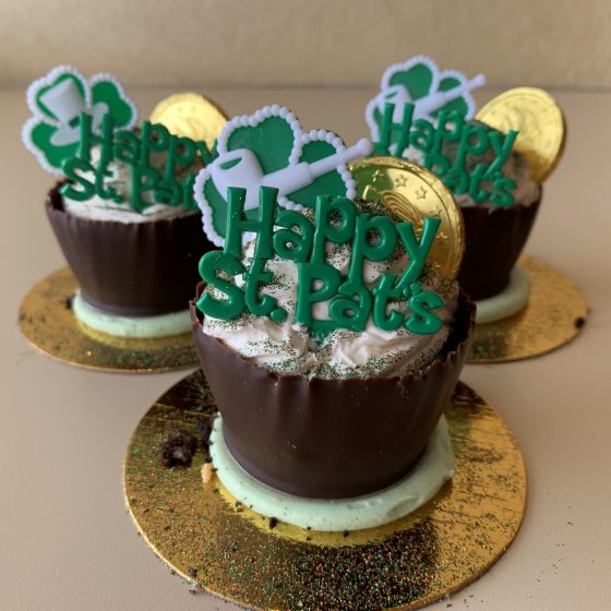 Pot of Gold Mousse Cups Pot of Gold Mousse Cups
